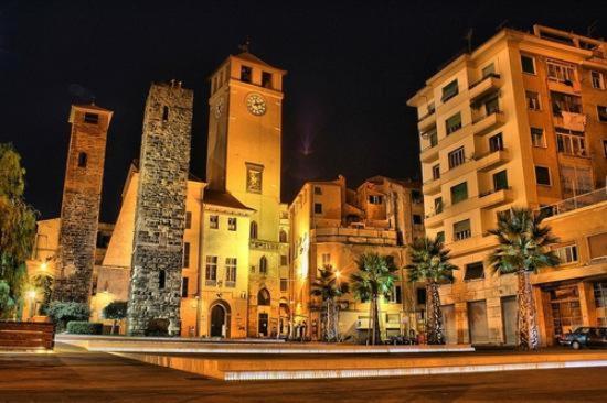 Appartamento Con Ac-Wi-Fi- Centro A 7 Min Savona Luaran gambar